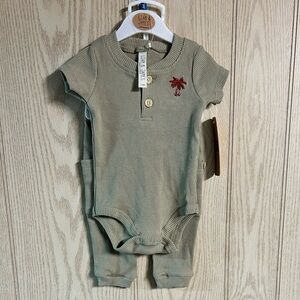 Matching onesie and pants set ribbed green size 3-6 months gender neutral NWT